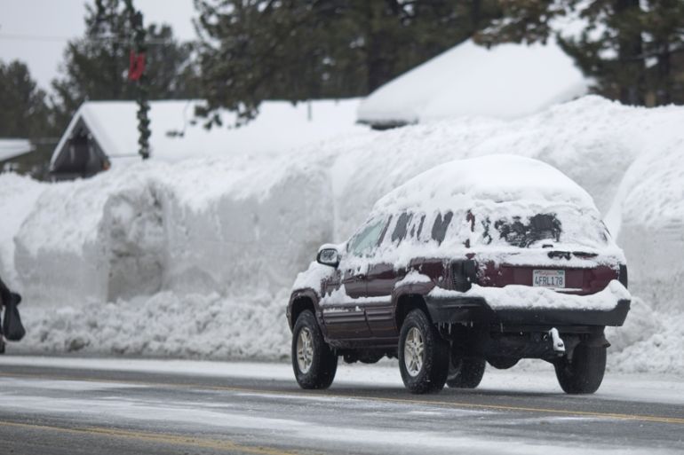 Snow continues to pile up in Mammoth Lake, California
