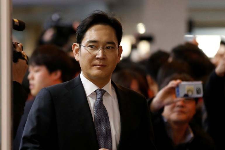 Samsung Electronics vice chairman Jay Y. Lee arrives to attend a hearing at the National Assembly in Seoul