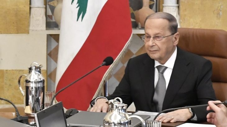 Lebanese President meets with new government of Saad Hariri