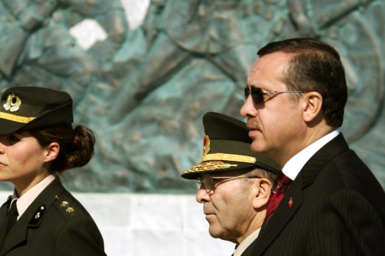 Fatih Saribah Turkish female soldier
