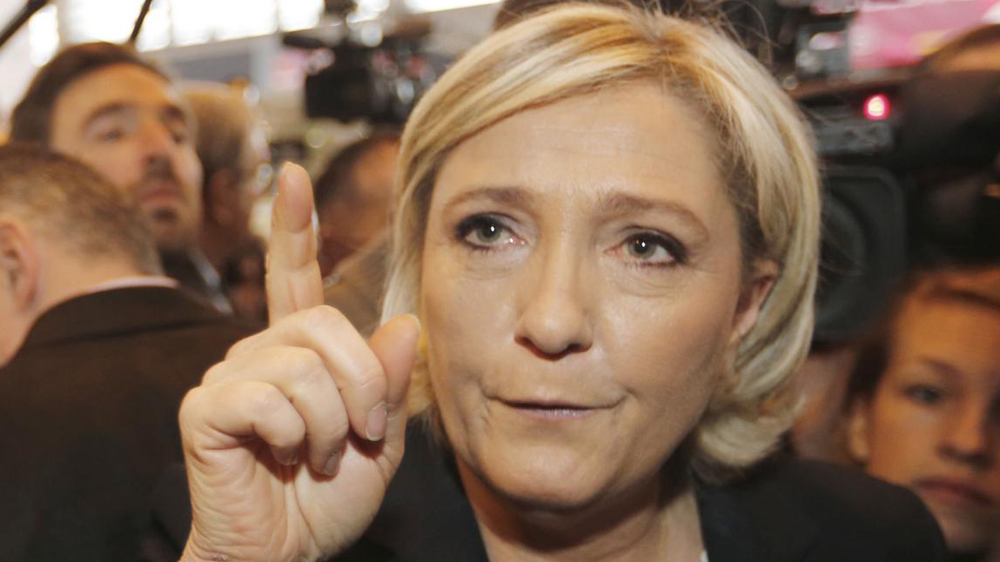 Marine Le Pen favours closer ties with Moscow and wants to scale down ties with the EU [Reuters]
