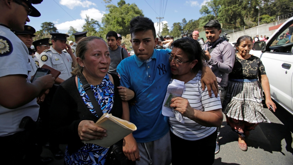 Daniel, 16, survived the fire [Saul Martinez/Reuters]