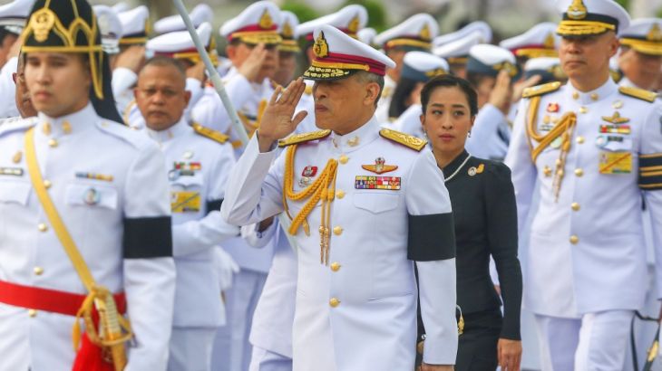 Thailand''s King Maha Vajiralongkorn Bodindradebayavarangkun salutes as he arrives at the monument of King Rama I after signing a new constitution in Bangkok