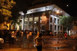 Protesters storm the National Congress in Asuncion