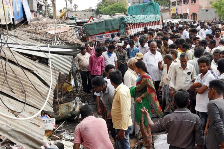 India truck crash