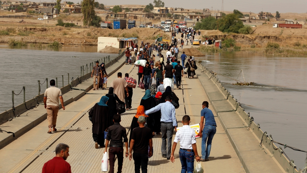 The UN estimates that more than 400,000 Iraqis have been displaced by the Mosul offensive [Suhaib Salem/Reuters]