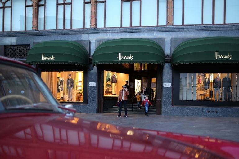 Unions Accuse Harrods Of Keeping 75% Of Restaurant Staffs'' Tips