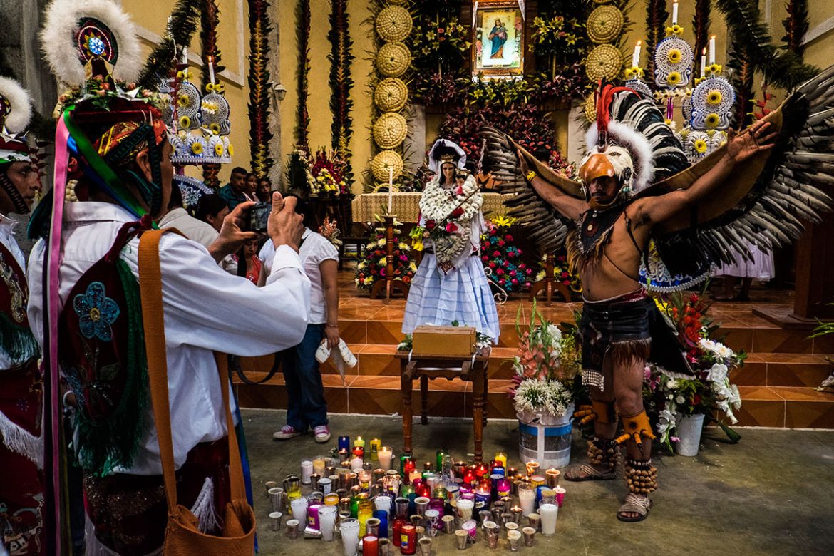 Under the wings of Unesco: Ritual flying in magical Cuetzalan/ Please Do Not Use