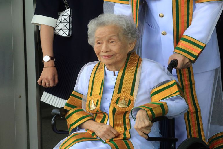 91-year old woman in Thailand receives BA degree