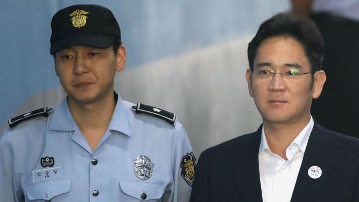 Lee Jae-yong, Samsung Group heir arrives at Seoul Central District Court to hear the bribery scandal verdict on August 25, 2017 in Seoul, South Korea