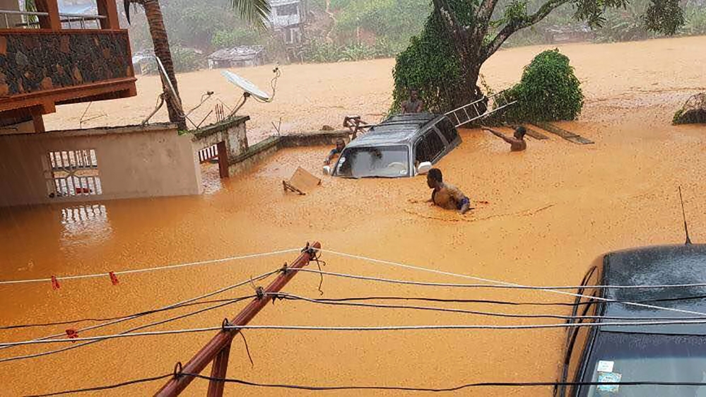 Military personnel have been deployed for rescue [Society 4 climate change communication Sierra Leone/AFP]