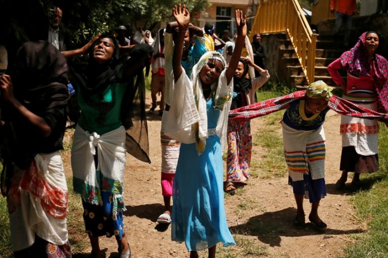 Oromo stampade mourners REUTERS