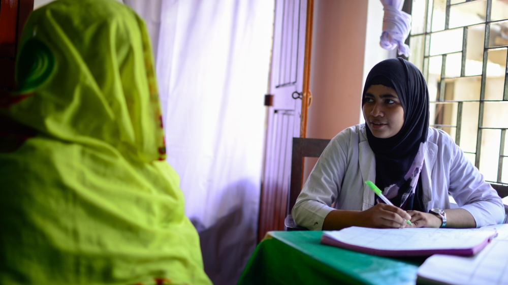 Midwives have come to the aid of thousands of pregnant Rohingya women [Mahmud Hossain Opu/ Al Jazeera]