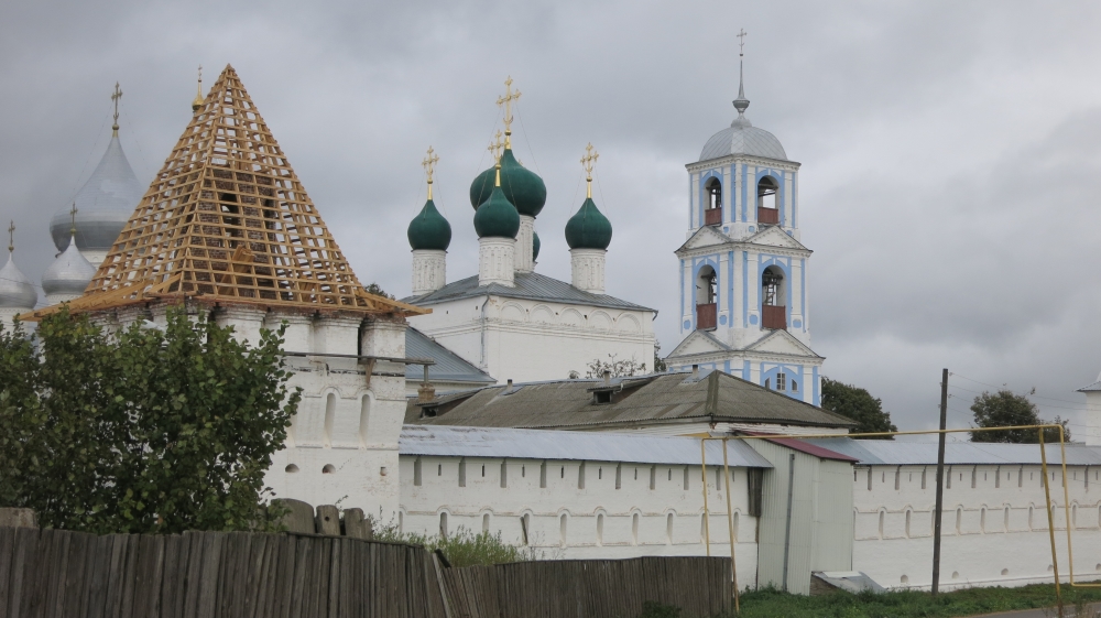 Since the fall of communism, about 25,000 churches have been built or restored in Russia [Glenn Ellis/Al Jazeera]