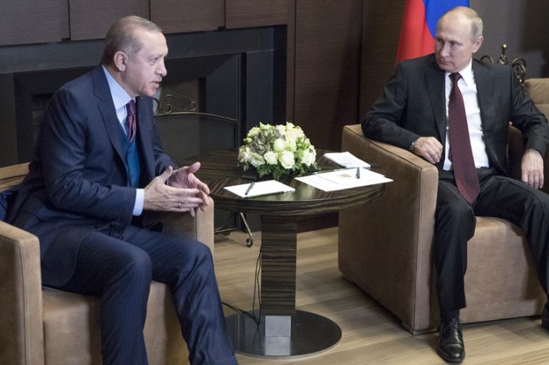 Russia''s President Vladimir Putin (R) meets with Turkey''s President Tayyip Erdogan in Sochi
