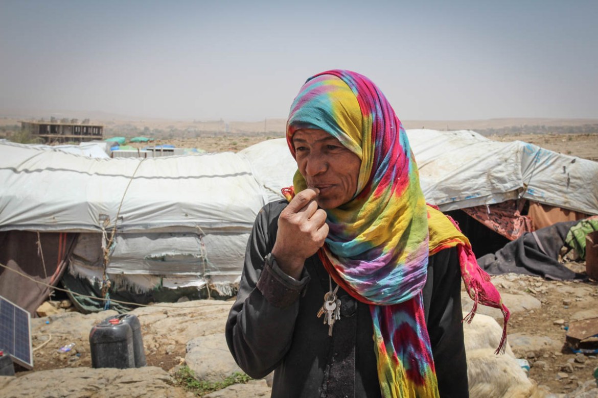 The fighting has been fierce also outside of Sana’a, displacing up to 3 million Yemenis across the country. Molok, from Sa’ada, had to flee with her children and grandchildren together with some 460