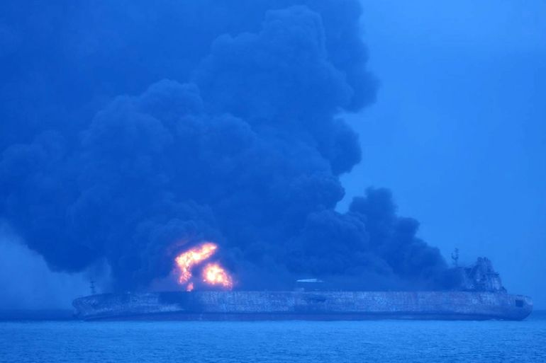 Iran oil tanker blaze off China