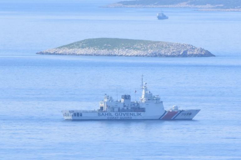 Turkish Coast Guards patrol around Kardak islet