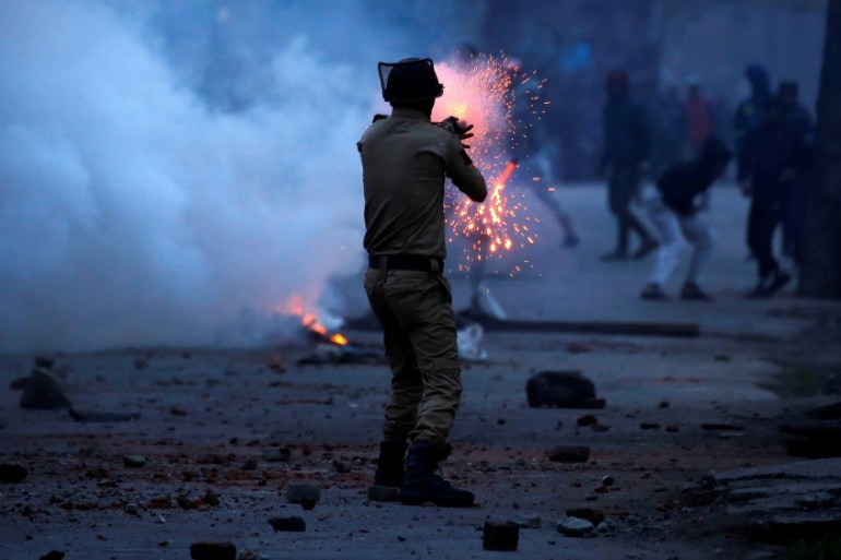 Kashmir police protests REUTERS