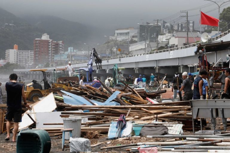 More than 15 seaside houses were destroyed by high waves caused by Typhoon Jongdari.