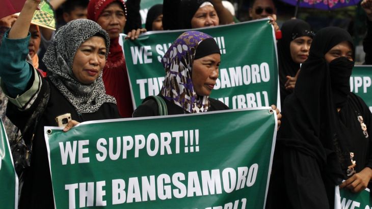 Filipino Muslims rally in support of Comprehensive Agreement on the Bangsamoro (CAB), near the Malacanang presidential palace in Manila, Philippines, 14 April 2014 [File: Francis R. Malasig/EPA]