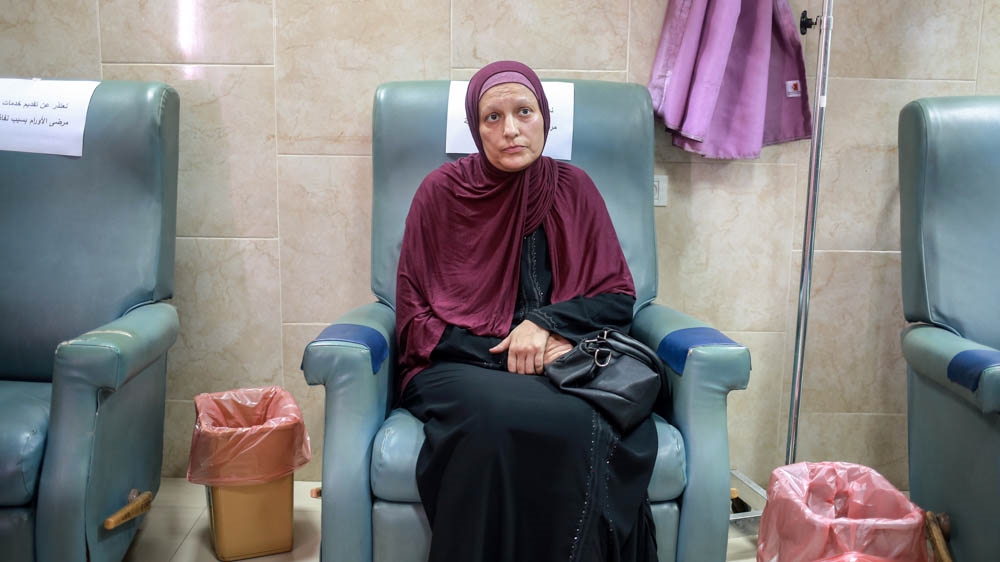 Asmaa al-Bahnasawi: 'My kids and my family need me' [Hosam Salem/Al Jazeera] 