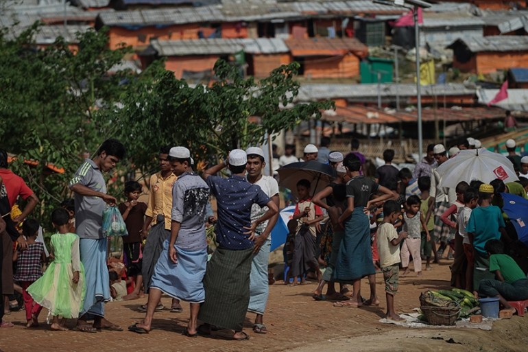 HRW report on rohingya refugees camps in Bangladesh [Sorin Furcoi/Al Jazeera]