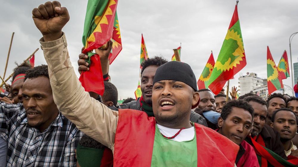 Hundreds of thousands of Ethiopians gather to welcome returning leaders of the once-banned Oromo Liberation Front (OLF) in the capital Addis Ababa on Saturday, September 15, 2018 [Mulugeta Ayene/The Associated Press]