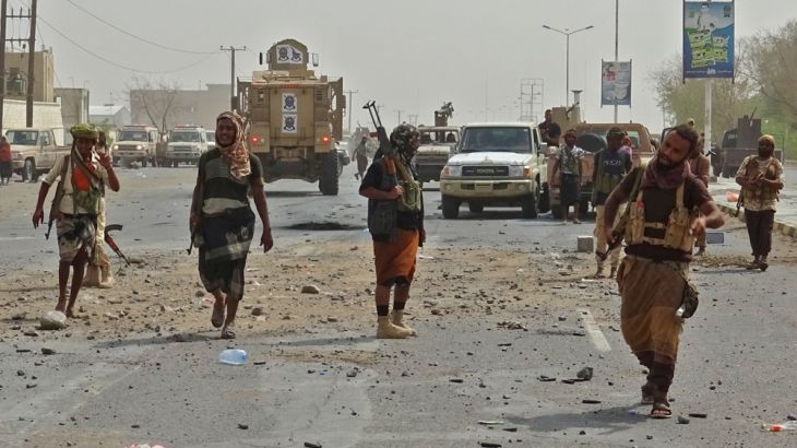 Yemeni forces advance on the port city of Hodeidah