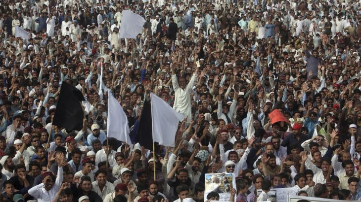 Supporters of Pashtun Protection Movement chant slogans during a rally in Karachi, Pakistan, Sunday May 13, 2018. Thousands of Pashtuns from Pakistan''s tribes have gathered in the Pakistani port city