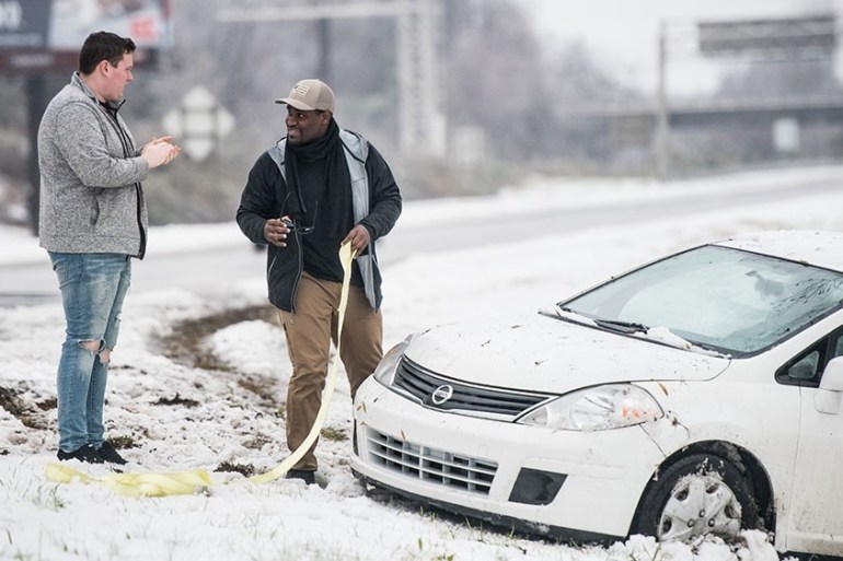 Nearly 250,000 Lose Power As Major Snowstorm Pummels North Carolina