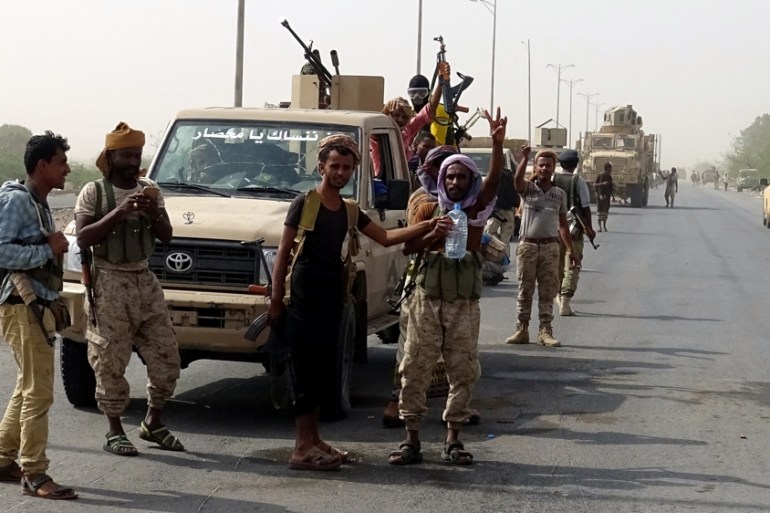 Yemeni forces advance on the port city of Hodeidah