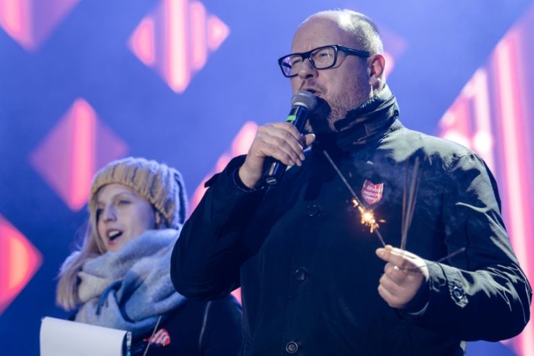 Gdansk''s Mayor Pawel Adamowicz speaks during the 27th Grand Finale of the Great Orchestra of Christmas Charity in Gdansk Gdansk''s Mayor Pawel Adamowicz speaks during the 27th Grand Finale of the Great