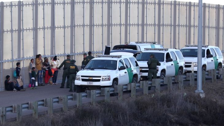 Migrants caught after crossing US-Mexico border