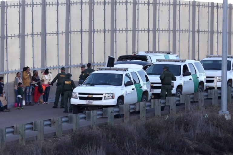 Migrants caught after crossing US-Mexico border
