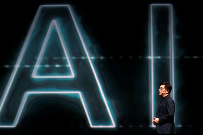I.P. Park, president and chief technical officer for LG Electronics, speaks on artificial intelligence during a keynote address at the 2019 CES in Las Vegas