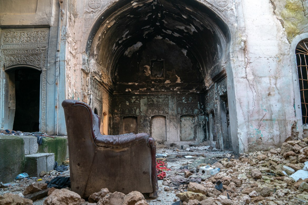 Looting has been a consistent problem since the city was liberated by Iraqi forces. [Emre Rende/Al Jazeera]