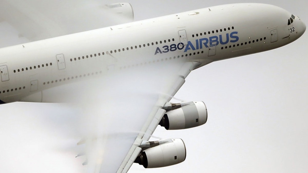 Airbus to stop production of A380 superjumbo jet
