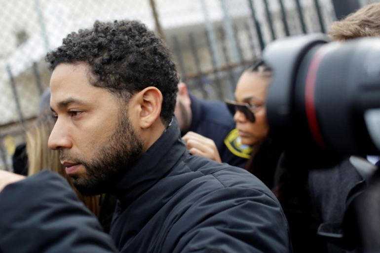 Jussie Smollett exits Cook County Department of Corrections after posting bail in Chicago