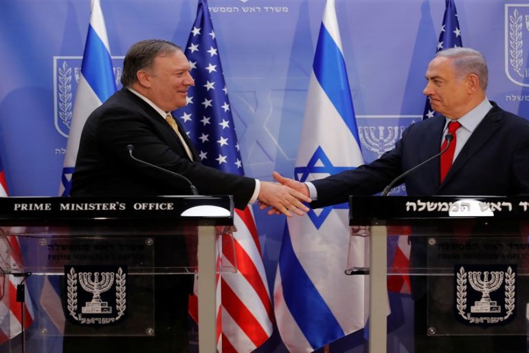 U.S. Secretary of State Mike Pompeo and Israeli Prime Minister Benjamin Netanyahu shake hands as they deliver joint statements during their meeting in Jerusalem March 20, 2019. REUTERS/Jim Young/Pool
