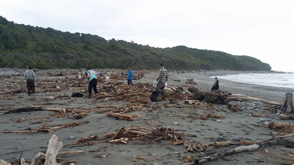 The floods prompted a large-scale beach clean-up [South Westland Coastal Cleanup/Facebook]