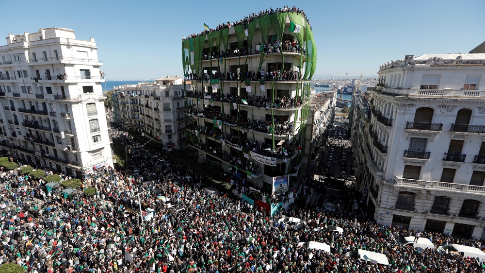Hundreds of thousands of Algerians took to the streets to call for Bouteflika's resignation [Zohra Bensemra/Reuters]