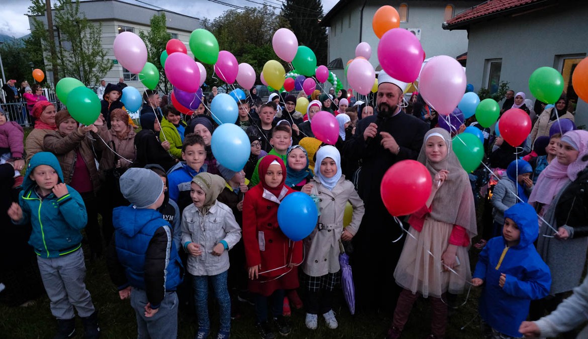 Islamic Holy month of Ramadan in Sarajevo- - SARAJEVO, BOSNIA AND HERZEGOVINA - MAY 05: Kids hold balloons to mark the beginning of the Islamic Holy month of Ramadan in Sarajevo, Bosnia and Herzegovin