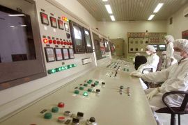 Technicians of Iran''s Atomic Energy Organisation in a control room supervise resumption of activities at the Uranium Conversion Facility in Isfahan, 420 km (261 miles) [south of Tehran] August 8, 2005