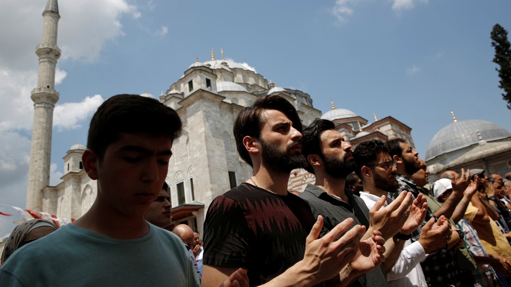 Turkey prayers for Morsi