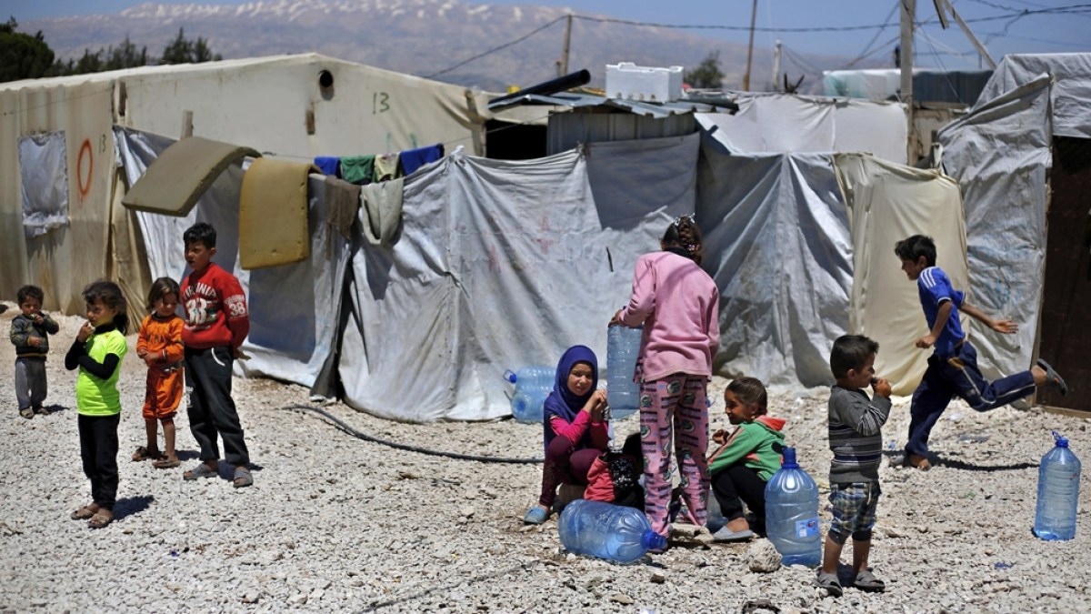 Lebanon to begin returning refugees to Syria ‘in batches’
