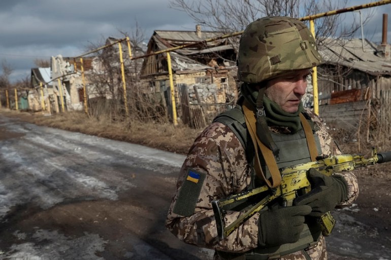 Ukraine soldier conflict military army