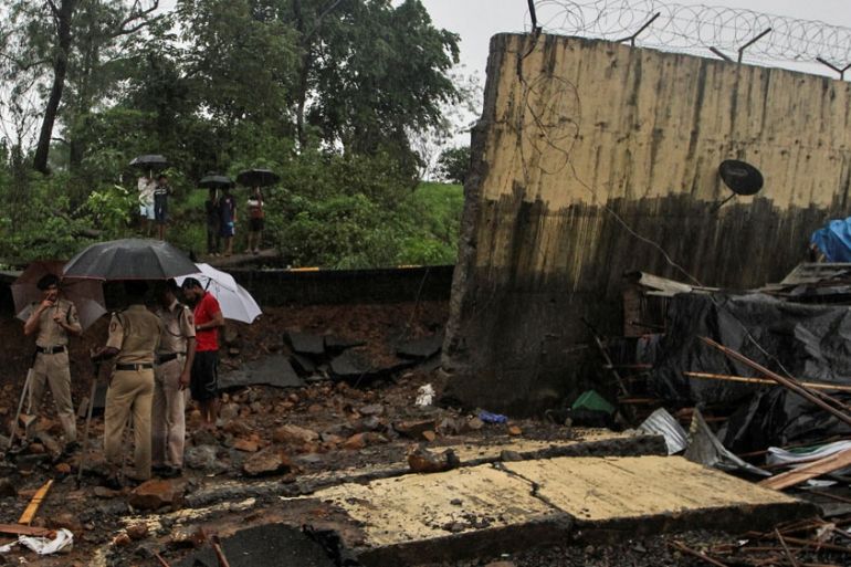 Mumbai wall collapse due to rains, India