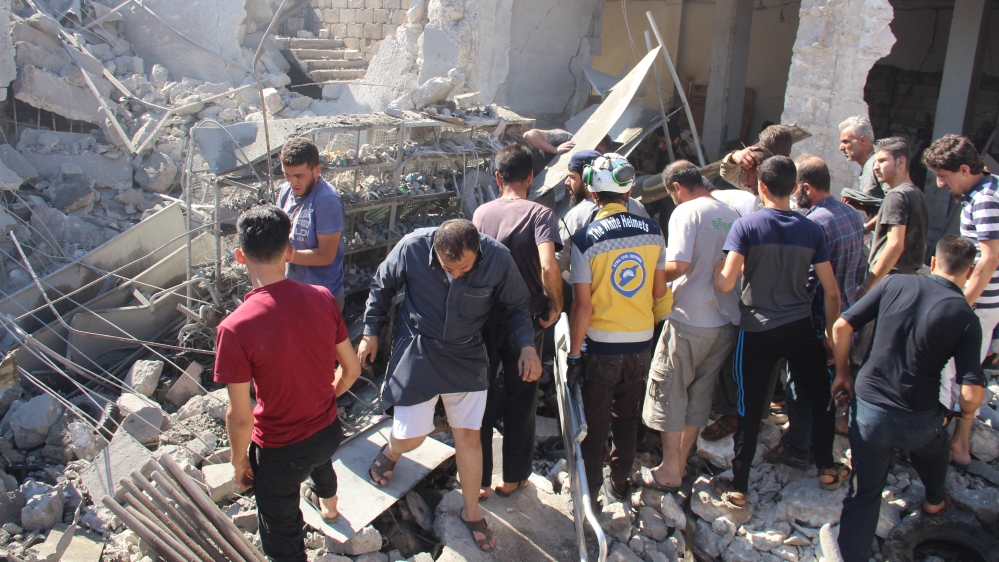 Russian airstrike on Idlib market kills dozens
