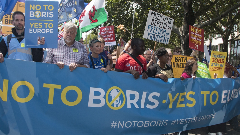 The march went by the slogan “No to Boris, Yes to Europe” 